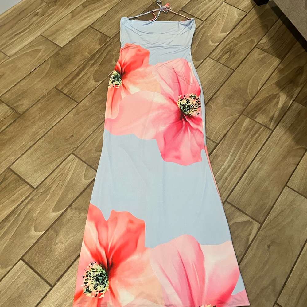 Chic Ella blue Flower Halter Print Dress